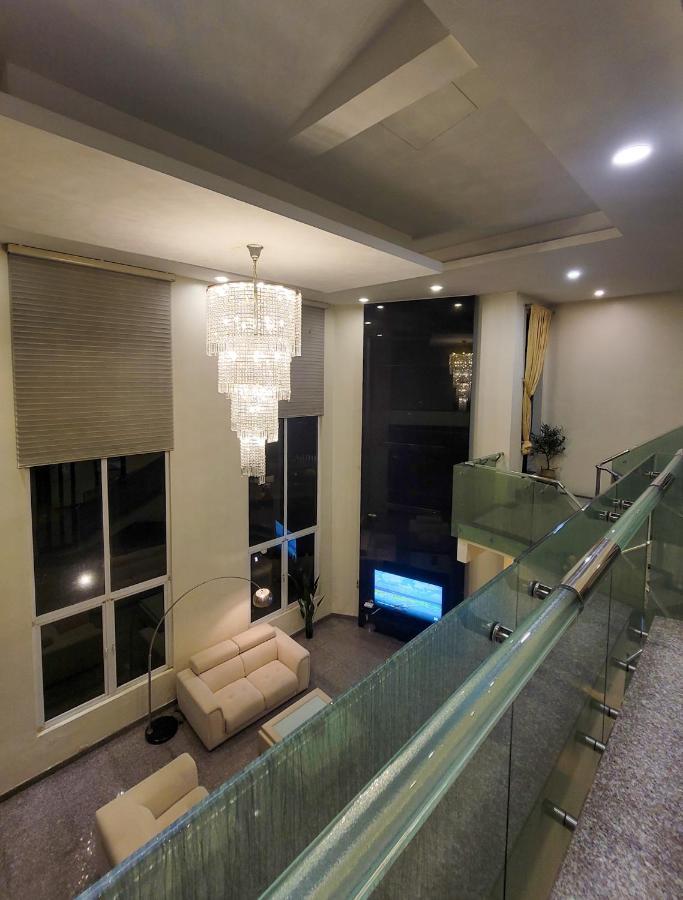 Villa B1. The Big House With Pool @ Kl Cheras Midah *